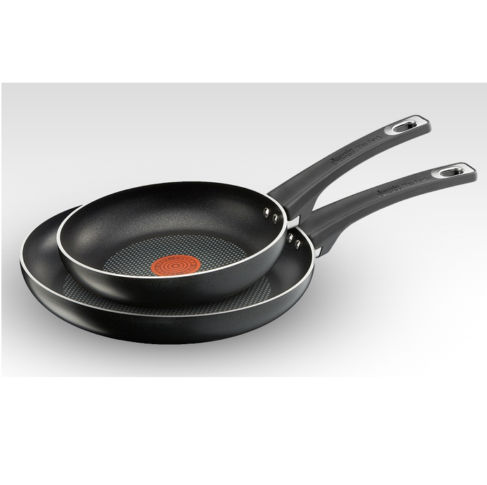 BARGAIN Two Jamie Oliver Tefal Frying Pans SAVE 71 NOW £19.99 At