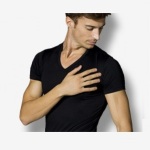 FREE Uniqlo Heattech T-Shirt - Gratisfaction UK