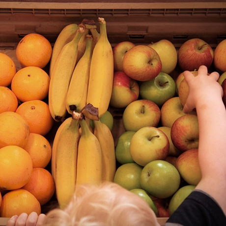 Amazing Tesco Is Giving Away Free Fruit To Kids - ykmloh2