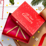 FREE Christmas Glossy Box - Gratisfaction UK